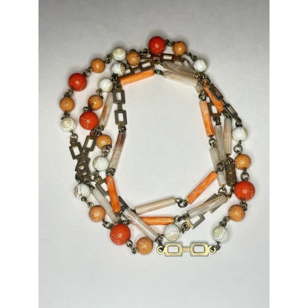 Vintage Mod Lucite Acrylic Bead Opera Necklace 46